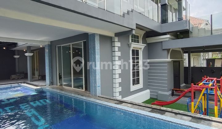 Rumah Minimalis Modern Furnish Private Pool Hook Samping Green Area Sentul City Bogor