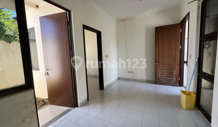 Minimalist House with Mountain View in Sentul City, Bogor 2