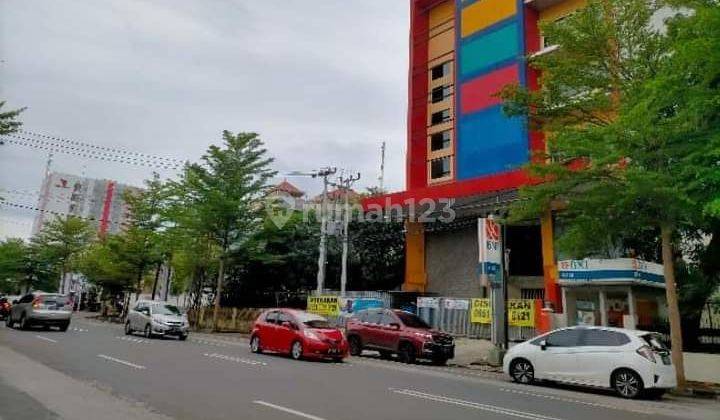 Turun  Harga Rmh Tua Jl Ratulangi
makassar Sulawesi Selatan Luas Tanah 17x37
poros Jalanan
cocok Kantor
cocok Hotel
cocok Resto 2