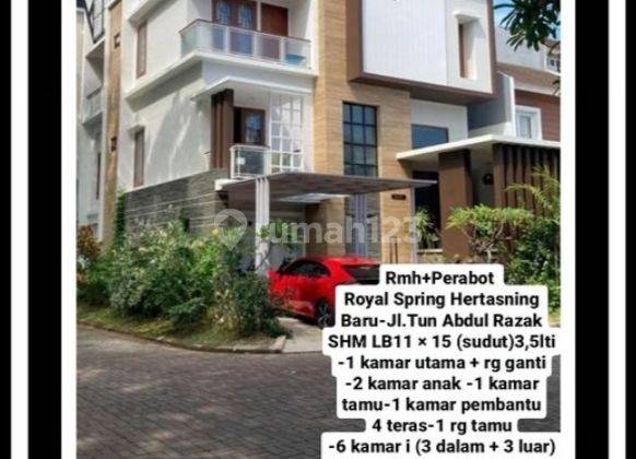 Rmh+Perabot 
Royal Spring Hertasning Baru-Jl.Tun Abdul Razak]

*Sertifikat Hak Milik
*Bangunan 11m × 15m (sudut)
*3,5 lantai
-1 kamar utama + rg ganti
-2 kamar anak
-1 kamar tamu
-1 kamar pembantu
-4 teras
-1 rg tamu
-6 kamar mandi (3 dalam + 3 luar)
-1 d 1