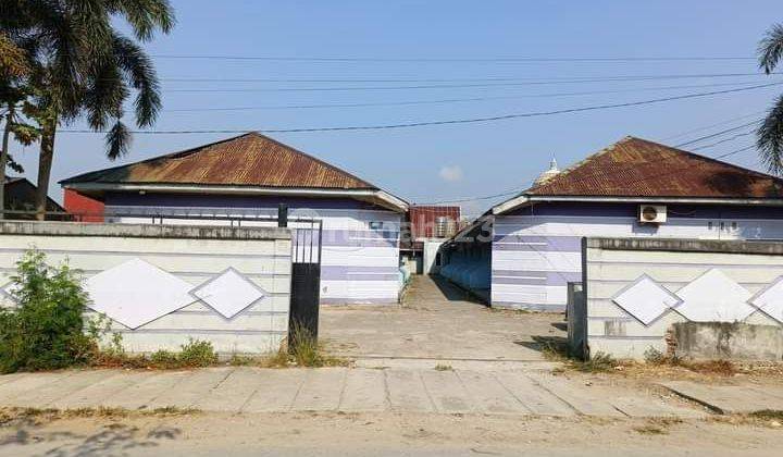 Rmh KOs Kendari
Jl H Supu Yusuf
Luas Tanah 1.170 Meter
20 Kamar
20 Kamar Mandi
Plus Perabot
Luas Perkamar 24 Meter
Perkamar Luas 1