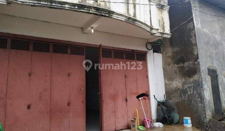 Gudang 3 Lt Jl. Teuku Umar 10 Jl Pramuka Makassar Sulawesi Selatan Dekat Jalan Tol. Luas Bangunan 600m2 Lebar Depan 11 M2 Lebar Belakang 23m2 Panjangx 38m 2