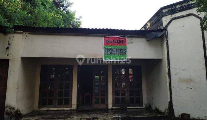 Dijual  Atau Disewakan
rumah Hertasning Lama
200 Meter  Dari Pettarani Makassar Sulawesi Selatan 
luas 1.225 Meter
bangunan 500 Meter
bagus Untuk Buat Cafe
restoran, Bank, Kantor  1