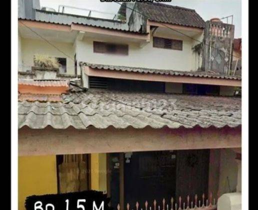 Rumah Jl Landak Baru/Andi Djemma
Makassar Sulawesi Selatan 10X15, 1,5 Lantai
Lantai 1 ; 2 kamar 2 WC
Lantai 2 ; 2 kamar 1  WC
Dkt Jalan Poros, SHM
Dekat Fasilitas :
1. RS. Ananda, RS. Islam Faisal, RS. Labuang Baji 
2. Sekolah SMK. Telkom, Univ.Negri Maka 1