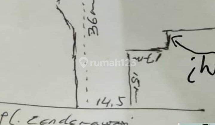 Rumah  Cendrawasih 
makassar Sulawesi Selatan Luas 2.000 Meter
poros Jalan
lebar Depan 20 Meter
harga Dibawah Njop
 2