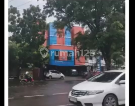 Hertasning Office Building Land Area 369 Square Meters Building Area 900 Square Meters 3 Floors 5 Bathrooms 1 Prayer Room 1 Kitchen Security Post 18 Rooms IDR 8 Billion