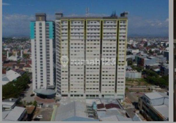 Apartment Royal Panakkukang Mas Makassar Sulawesi Selatan 
Penthouse Type 90 Tower C Lantai 23
Kamar 3 WC 2 +Furnished  2