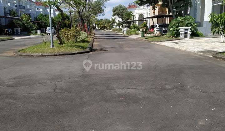 Citraland Tosca Treehertasning Baru10x20, 4 Kamar Tdr + 1 Kamar Pembantu, Kamar Mandi 4posisi Pojok+perabotac 4, Water Heater Aristonmesin Cuci Samsungsofa 2 Set Jati, Bale2 2 Bhtempat Tdr Serta 2 Susun 2 Set, Ranjang No 1 Jati 1 Setada Lemari Pakaian Jat 2