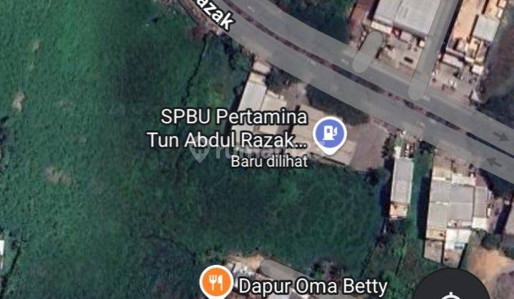 Tanah  Jl Tun Abd Razak
hertasning Baru Samping Spbu
luas Tanah 6.491 M²
cocok Kuliner
cocok Kantor
 2