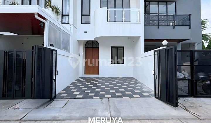 Dijual Rumah Brand New Modern Lokasi Strategis di Meruya