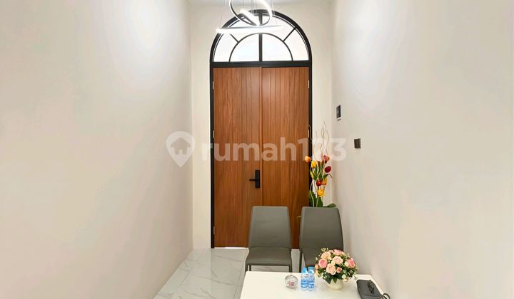 Dijual Rumah Brand New Modern Lokasi Strategis di Meruya 2