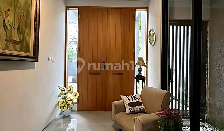Dijual Rumah Modern Tropical Lokasi Strategis di Cilandak Kko 2