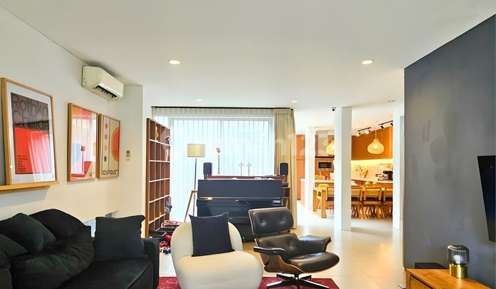 Dijual Rumah Modern Tropical Lokasi Strategis Di Veteran 2