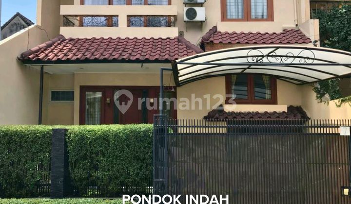 Disewakan Rumah Modern Tropical Lokasi Strategis di Pondok Indah 1