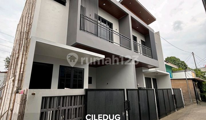 Dijual Rumah Brand New Modern Lokasi Strategis di Ciledug