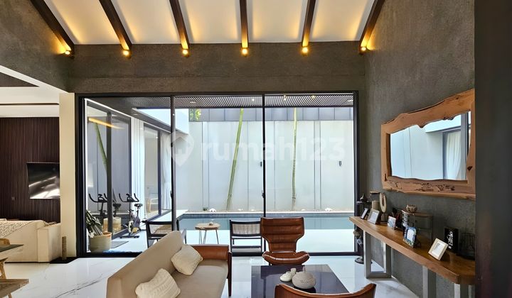 Dijual Rumah Modern Tropical Lokasi Strategis Di Bintaro 2