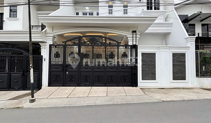 Dijual Rumah Brand New Modern Classic Lokasi Strategis Di Joglo 2