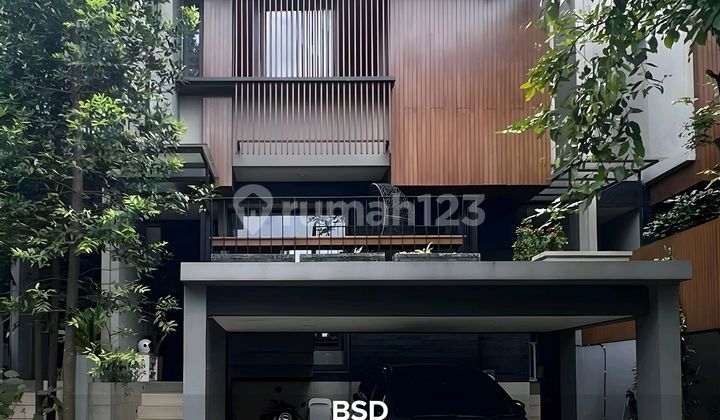 Dijual Rumah Modern Tropical Semi Furnished di Bsd