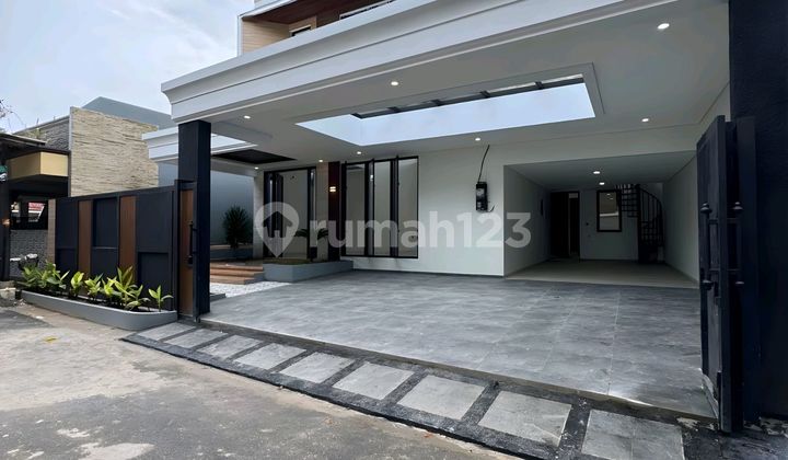 Dijual Rumah Modern Tropical Lokasi Strategis Di Radio Dalam 2