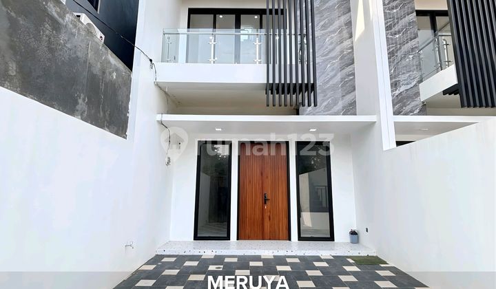 For Sale Brand New Modern House in a Strategic Location in Meruya