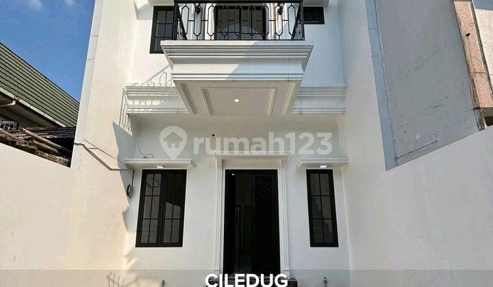 Dijual Rumah Brand New Minimalis Modern di Ciledug Dijual Rumah Brand New Minimalis Modern di Ciledug