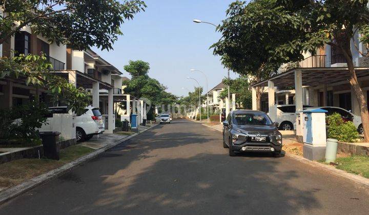 Di Sewakan Rumah Cantik Dalam Cluster Asera Luas 8x18 Hadap Timur di Harapan Indah Bekasi Barat 2