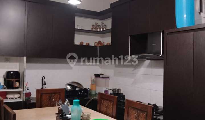 Jual Cepat Rumah 1,5 Lantai Full Renovasi Segara City Bekasi - SHM 2