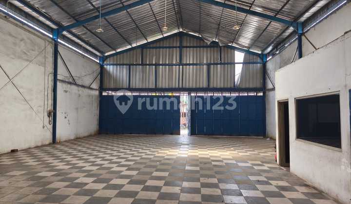 Dijual Cepat - Gudang Ex Showroom Mobil Bantar Gebang Dijual Cepat - Gudang Ex Showroom Mobil Bantar Gebang