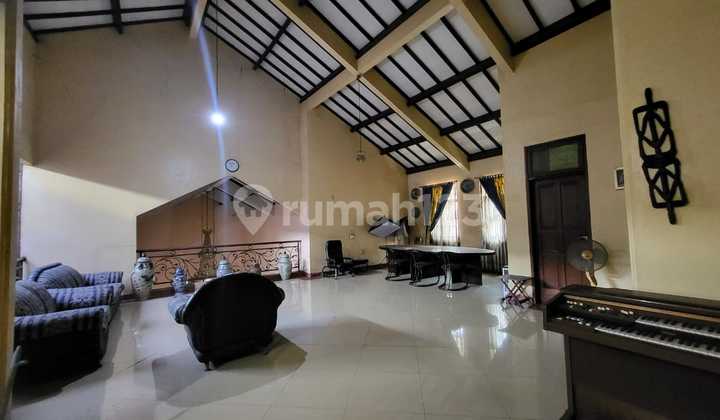 Dijual Cepat -Rumah + 2 Ruko Strategis di Jalan Raya Pondok Gede 2