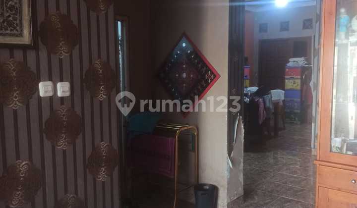 JUAL CEPAT - Rumah Nyaman di Taman Harapan Baru, Bekasi 2