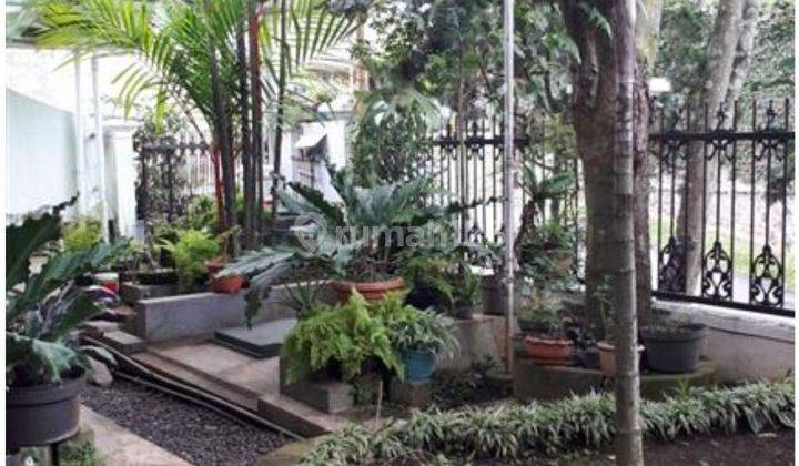 Rumah bagus 2lantai setrasari sarijadi bandung utara 2