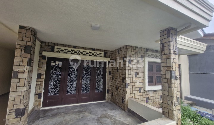 Dikontrakkan Rumah Sudah Renovasi Luas 300m2 Di Bogor Barat 2