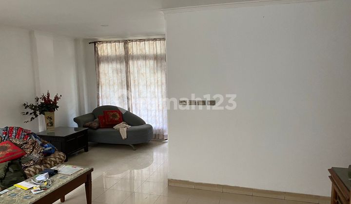 Rumah Nyaman Terawat 2 LT di Setrasari Bandung 2