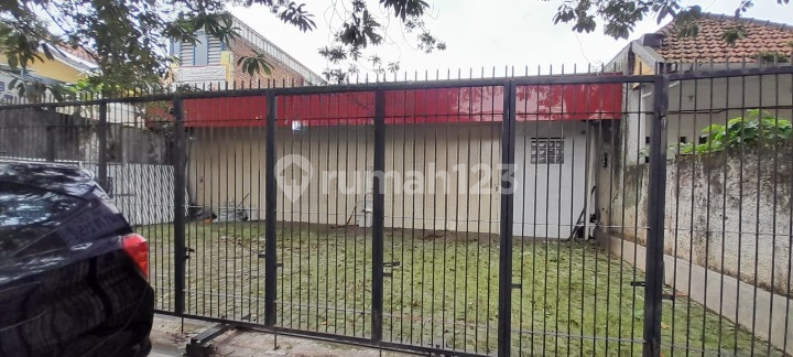 For Sale: Ready-to-Use Commercial Space on Main Road in Sarijadi, Bandung