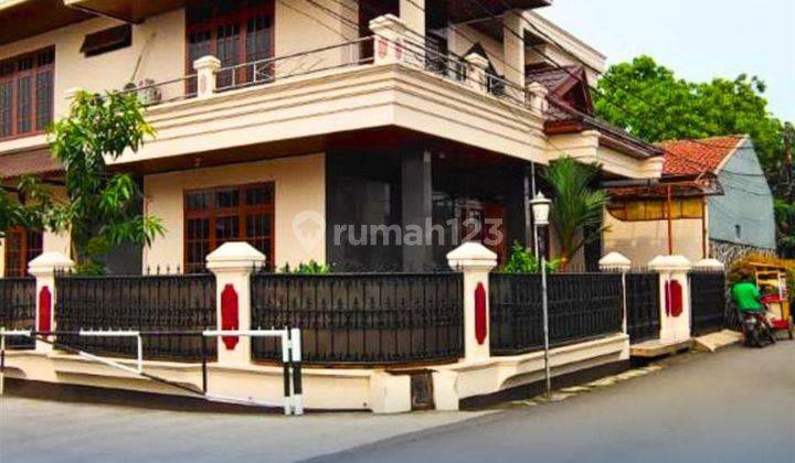 Dijual Murah Rumah Hoek 2,5 Lantai Siap Huni Strategis Bebas Banjir Di Jatiwarna Dekat Tol Bekasi Kota 2
