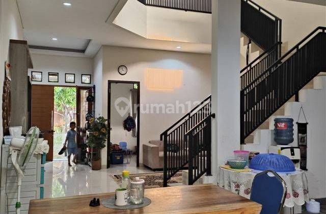 Dijual Murah Rumah Minimalis Modern 2 Lantai Terawat Siap Huni Di Dalam Komplek Perumahan Elite Kemang Pratama Kota Bekasi  2