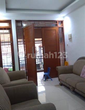 Dijual Murah Rumah Di Daerah Bintaro Ciputat Tangerang Selatan 2