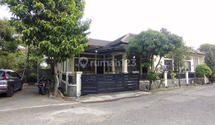 Dijual Murah Rumah Besar Siap Huni Posisi Hook di Komplek Cipaganti Rahayu Regency Cipamokolan Kota Bandung 1