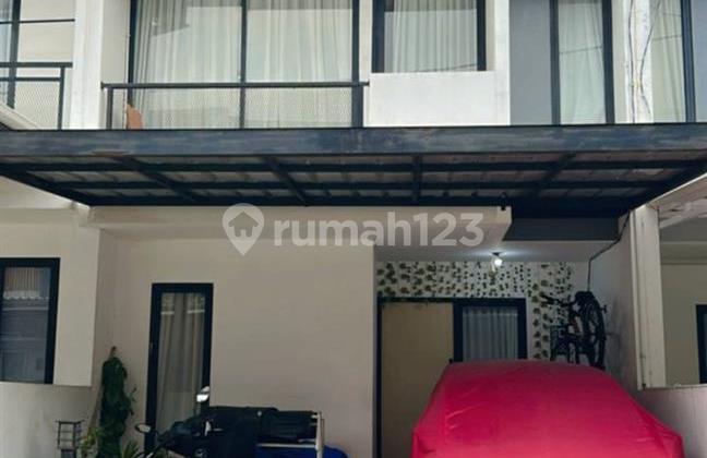 House in Islamic Cluster with One Gate System Near East Bekasi Toll Gate 2