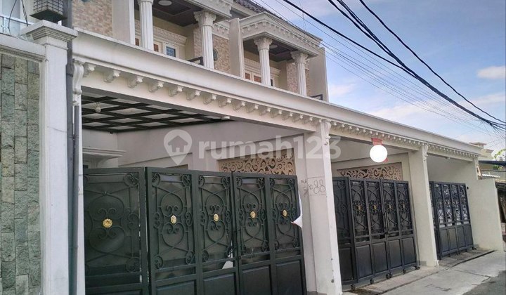 Affordable House with Swimming Pool in Kebagusan, Pasar Minggu, South Jakarta