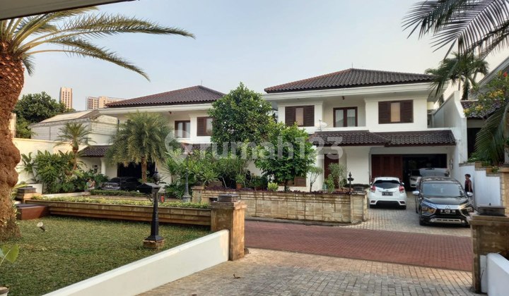 Dijual Murah Rumah Dengan Kolam Renang Di Pejaten Barat Jakarta Selatan