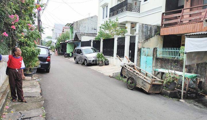 Rumah Jalan Lebar di Bukit Duri Tebet Jakarta Selatan  1