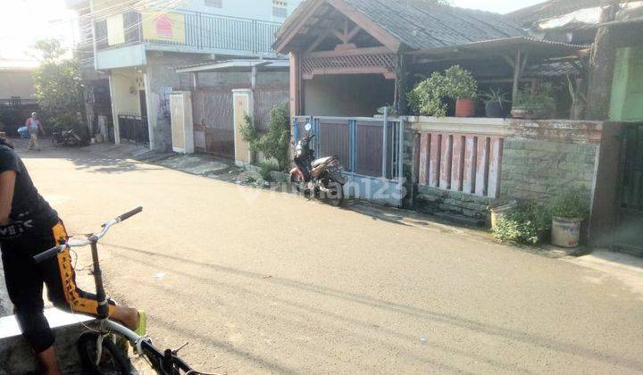 Rumah Lama Cilungup Duren Sawit Jakarta Timur  1