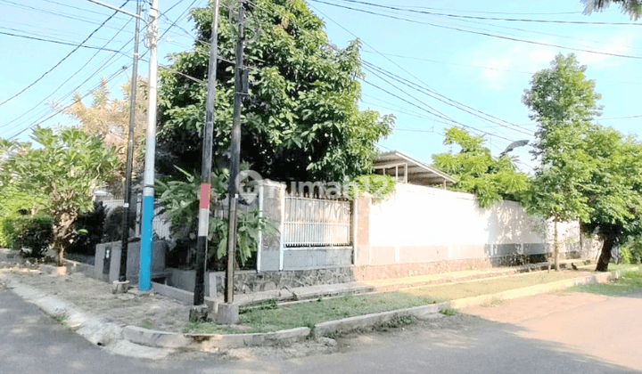 Rumah Komp Elit Dekat Pintu Tol Jakarta Timur 2