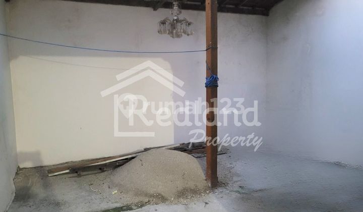 Rumah di daerah Tlogosari , Semarang ( Me 8117 ) 2