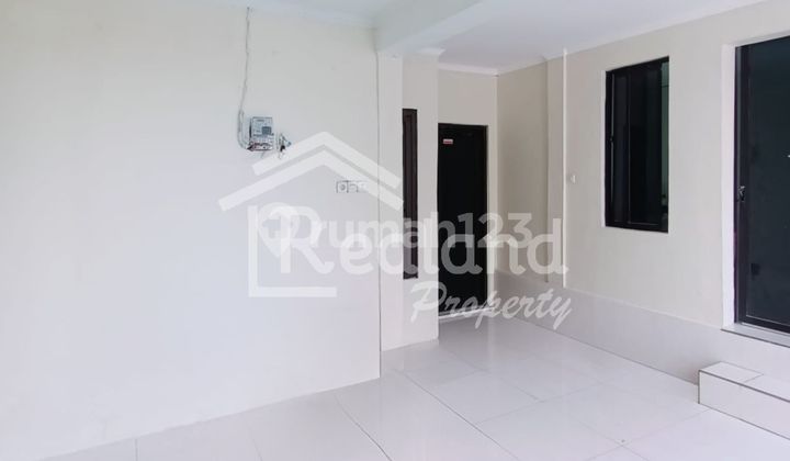 Rumah di Perum Griya Lestari Ngaliyan , Semarang ( Me 8021 ) 2