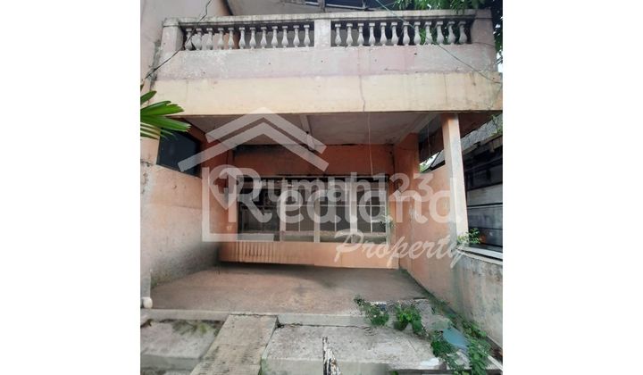 House in Gayamsari Area, Semarang (Jo) 600