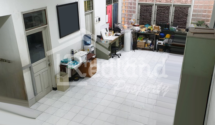 Rumah di MT Haryono , Semarang ( On 7827 ) 1