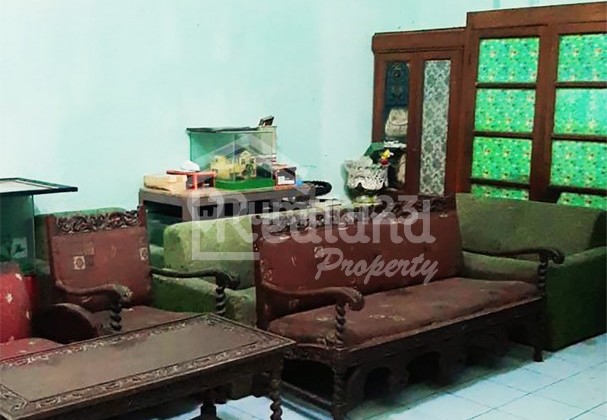 Rumah di Krakatau , Semarang Lk 6444  2
