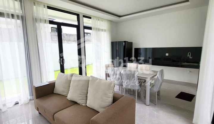 Rumah di Hillago , BSB City Semarang ( Me 7642 ) 2